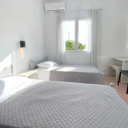 アパート Trigono Residencies ペロラデス